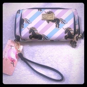 BETSEY JOHNSON UNICORN 🦄 WALLET BRAND NEW!!!